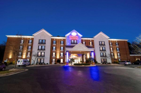  Comfort Suites Newport News Airport  Ньюпорт-Ньюс